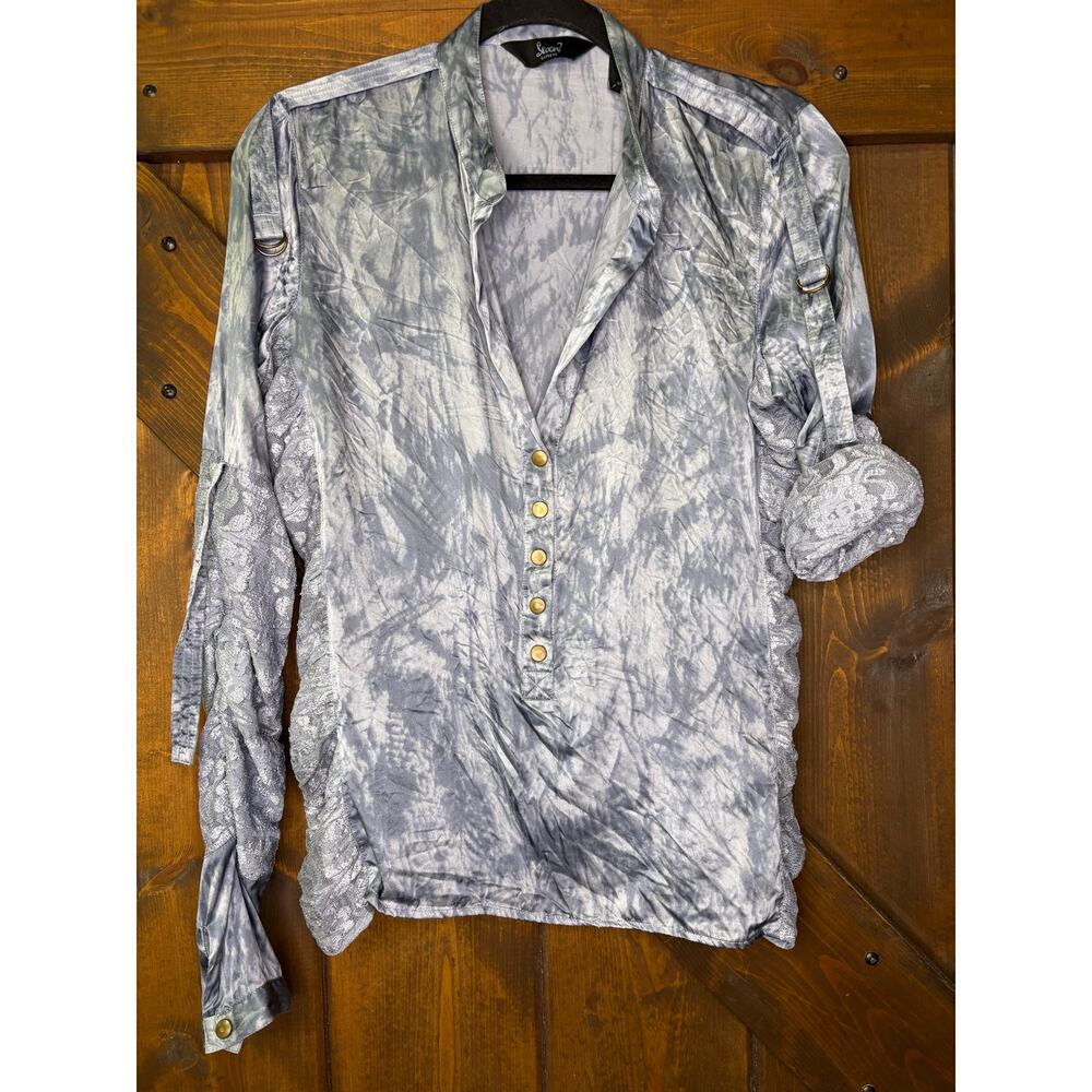 Seven Express women’s silk large tie-dye blouse with lace sides and sleeves